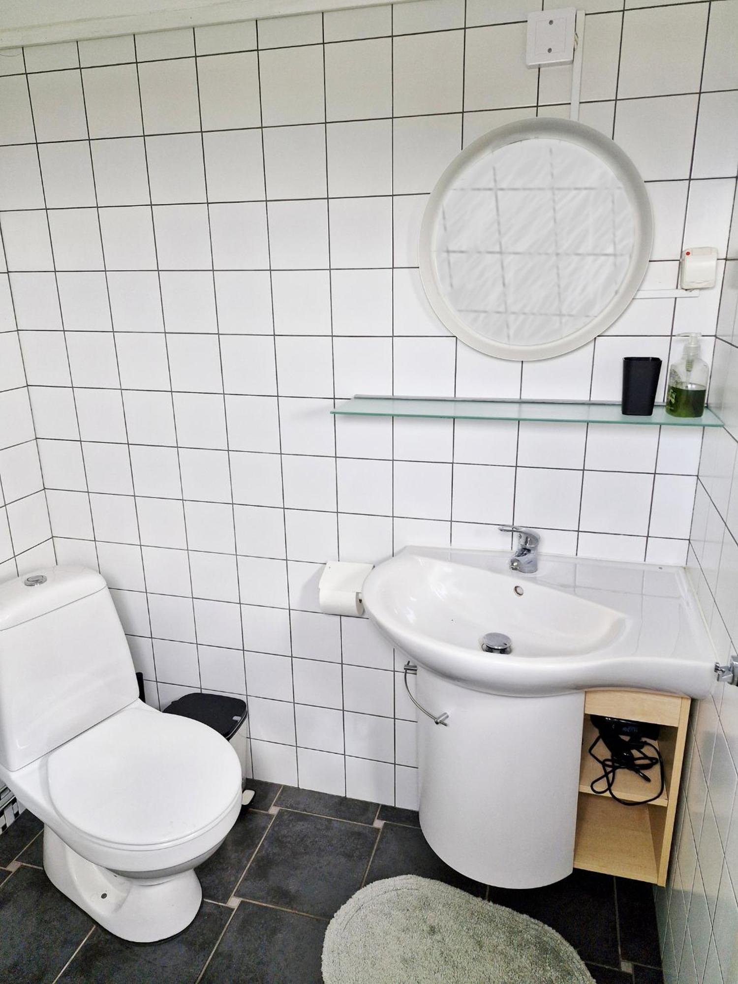 1C, Foersta Parkett, 50M Till Badstrand Byxelkrok Buitenkant foto